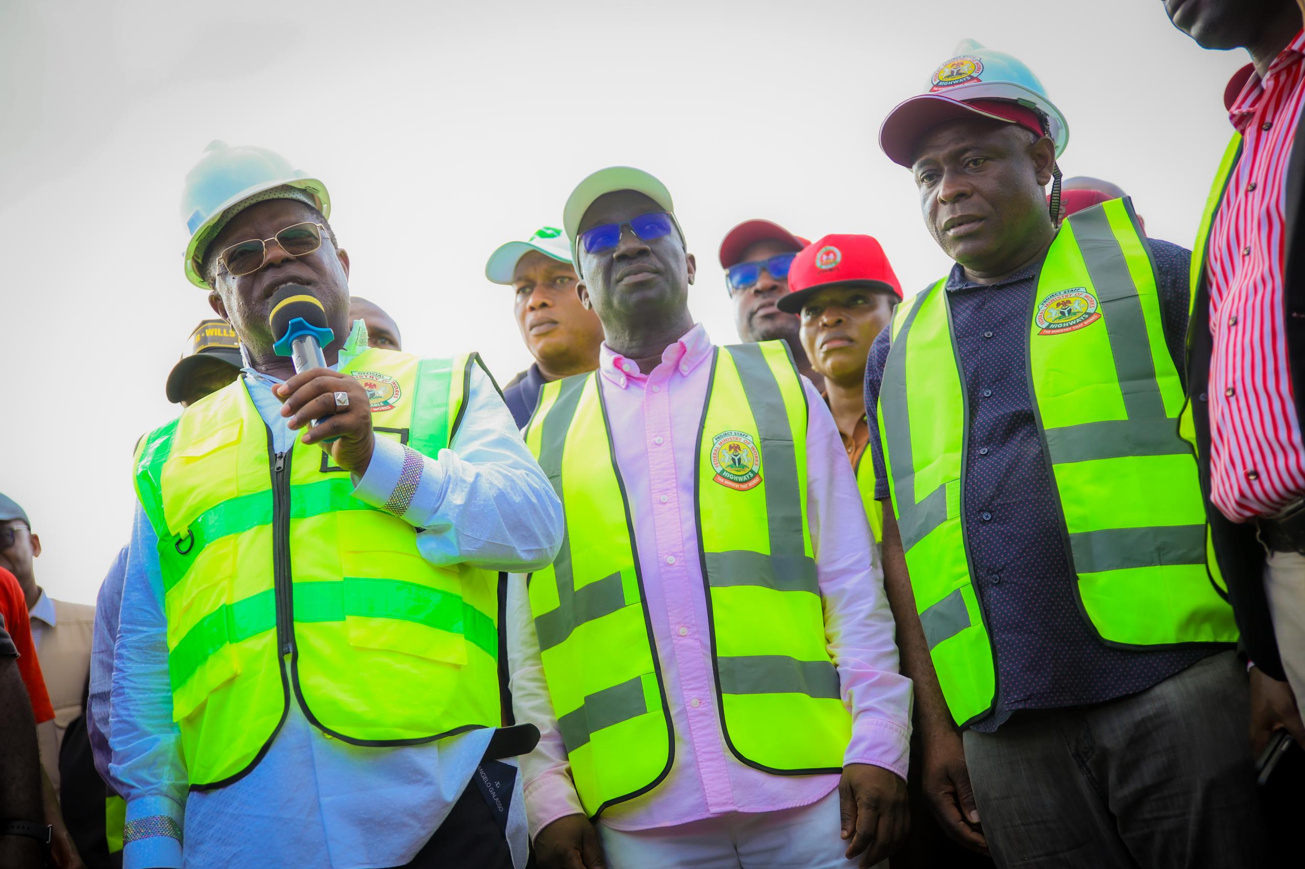 Benin–Agbor Road Agony: Umahi Apologises to Commuters, Orders Arrest of Asphalt-Ripping Contractors