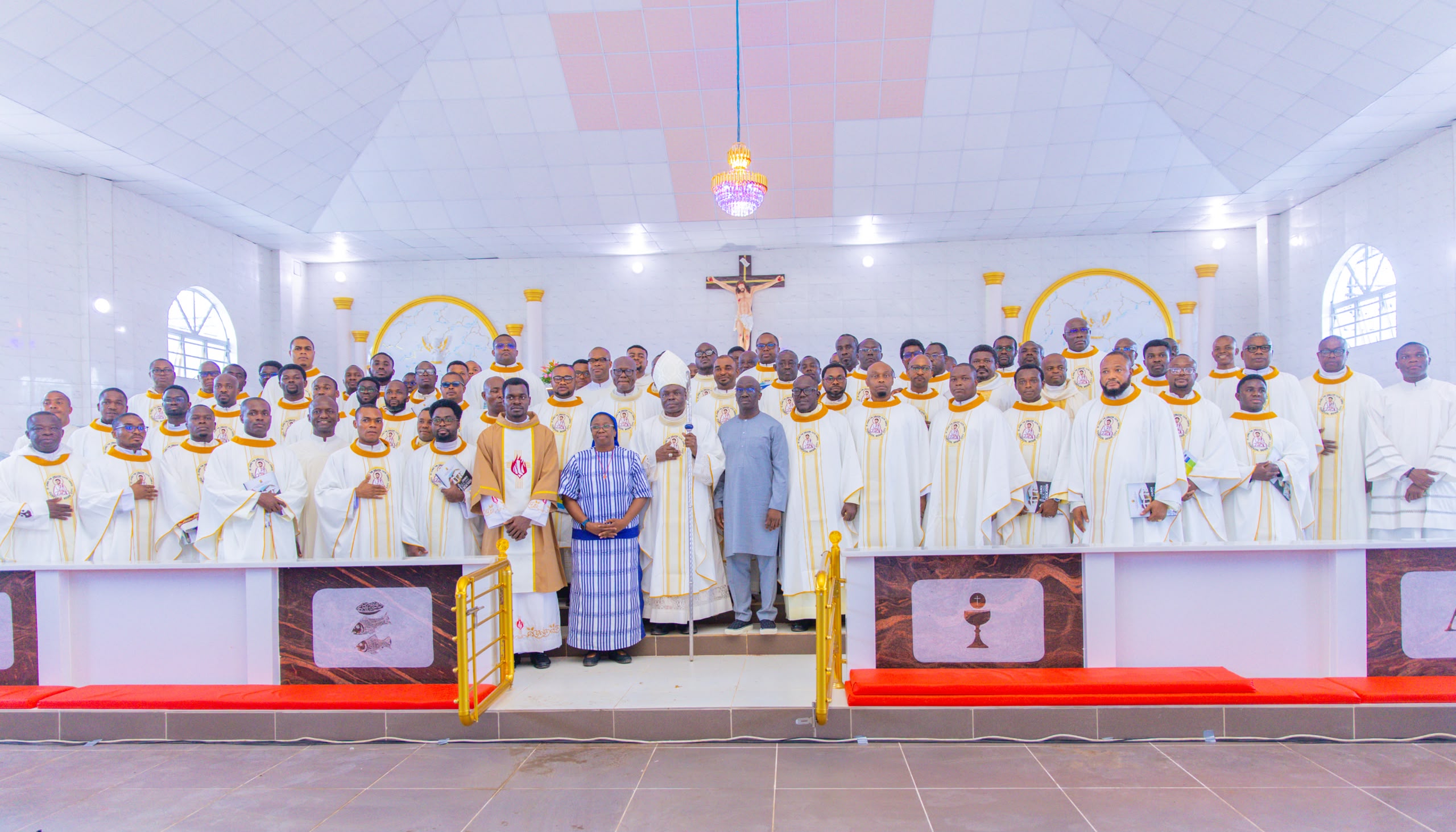 Priest Commends Okpebholo Over Roads, Transformer, Humanitarian Support
