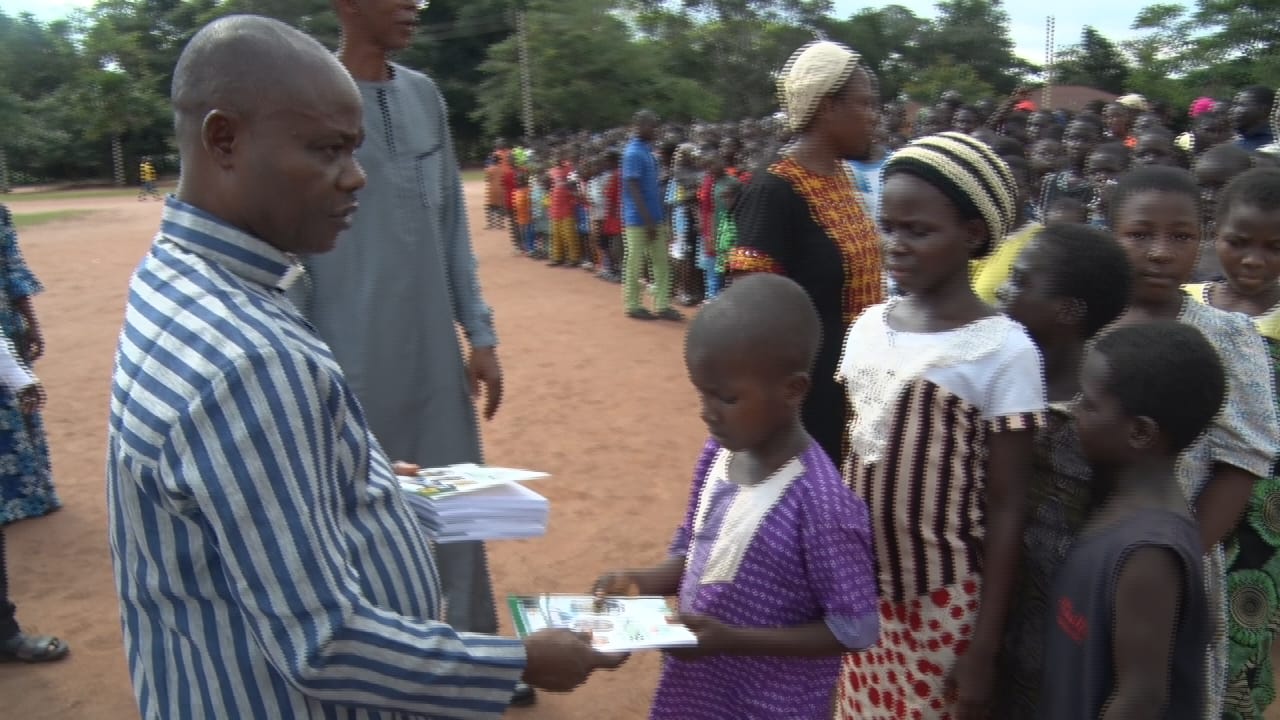 Edo Govt House Chaplain Supports Uhogua IDP Camp Students With Educational Materials